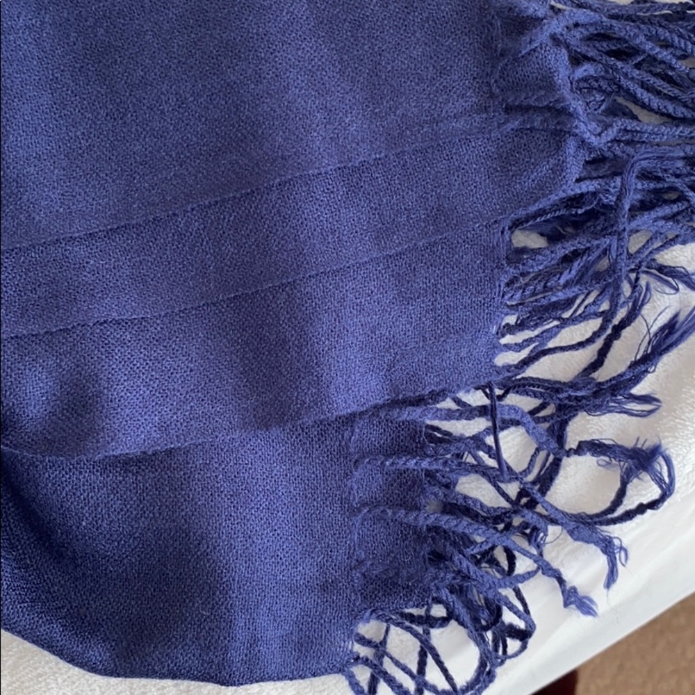 Cashmere scarf - Picture 2 of 3